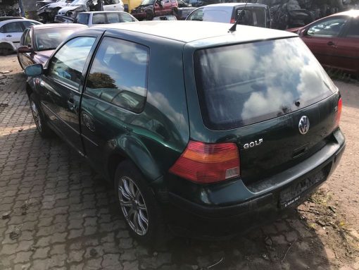 Volkswagen Golf 4 1.6i 1999