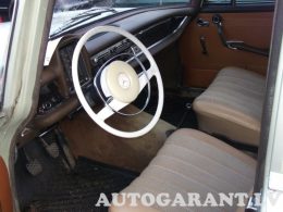 Daimler Benz 230
